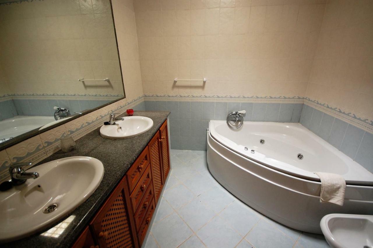 Casa Da Eira - Private Villa - Pool - Free Wi-Fi - Air Con سيلفيس المظهر الخارجي الصورة